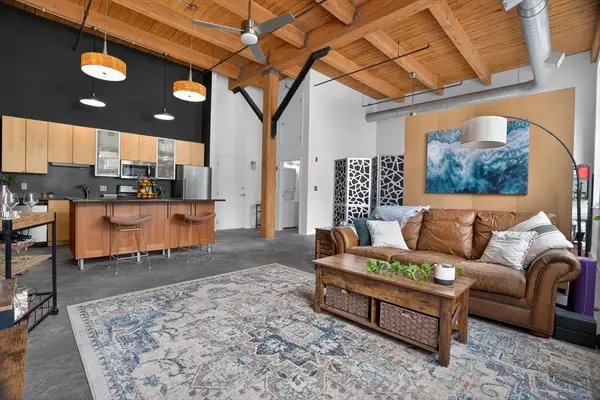 60 Dudley St #221, Chelsea, MA 02150