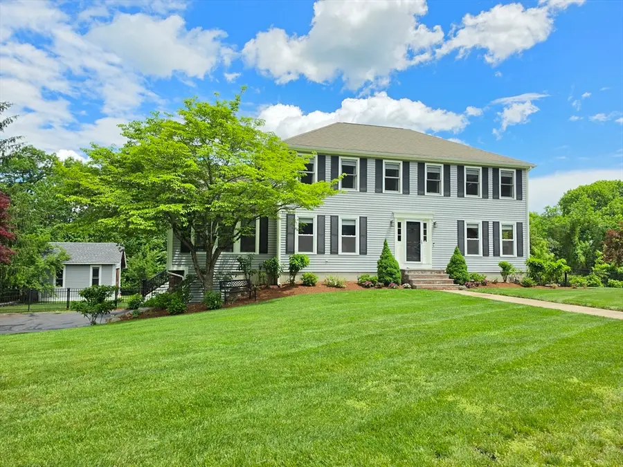 8 Blue Jay Ln, Ashland, MA 01721 - #3