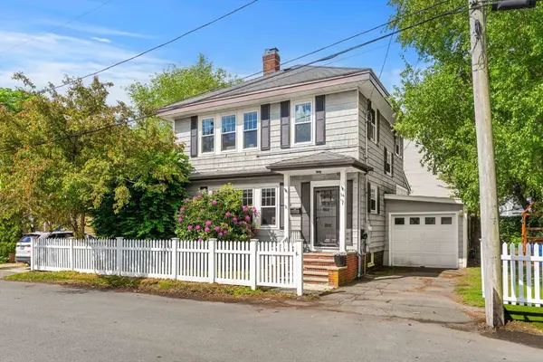 14 Curry Cir, Swampscott, MA 01907