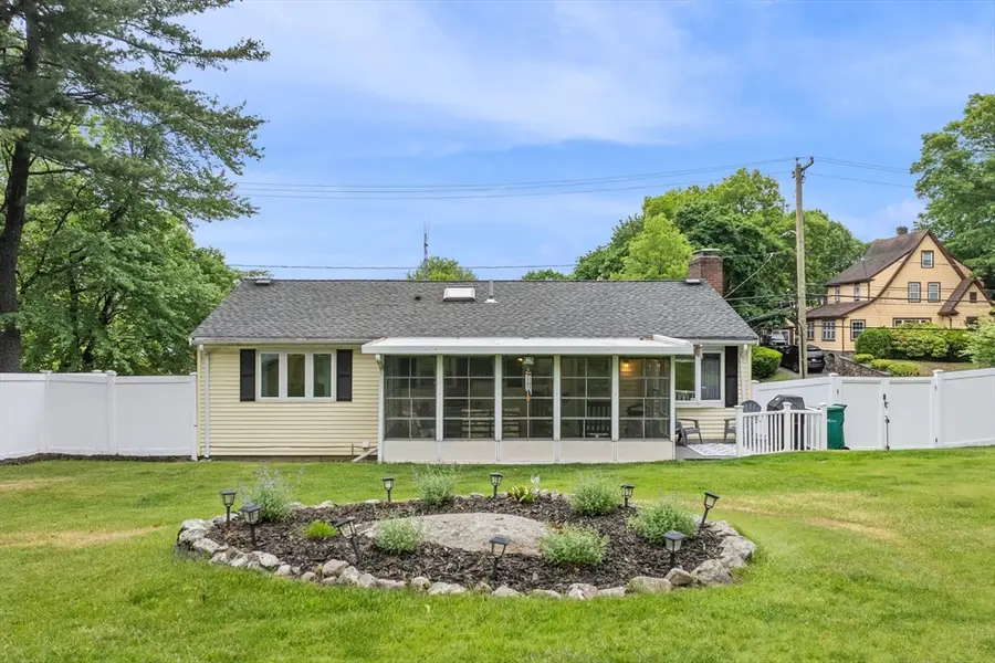 630 Lynnfield St, Lynn, MA 01904 - #3