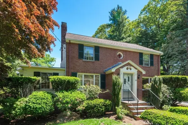 14 Judith Rd, Newton, MA 02459