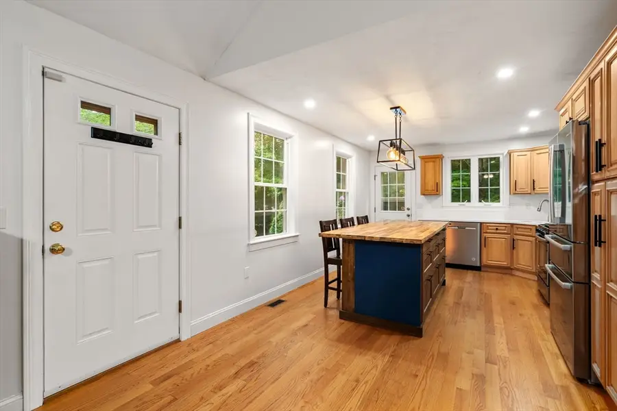 456 South St, Holbrook, MA 02343 - #2