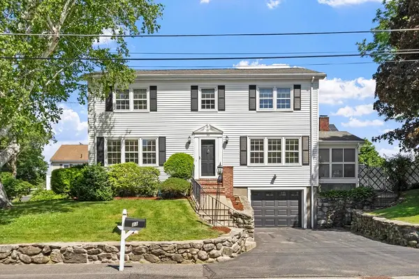 33 Kane Dr, Marlborough, MA 01752