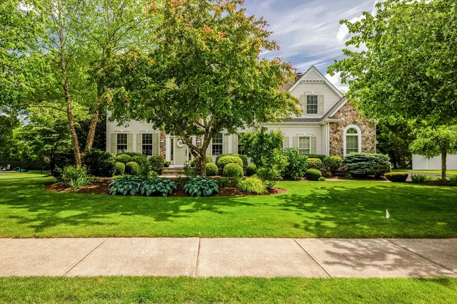 42 Coach Rd, North Attleboro, MA 02760 - #2