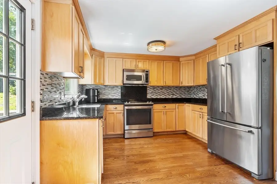 14 Rockwood Street, Melrose, MA 02176 - #3