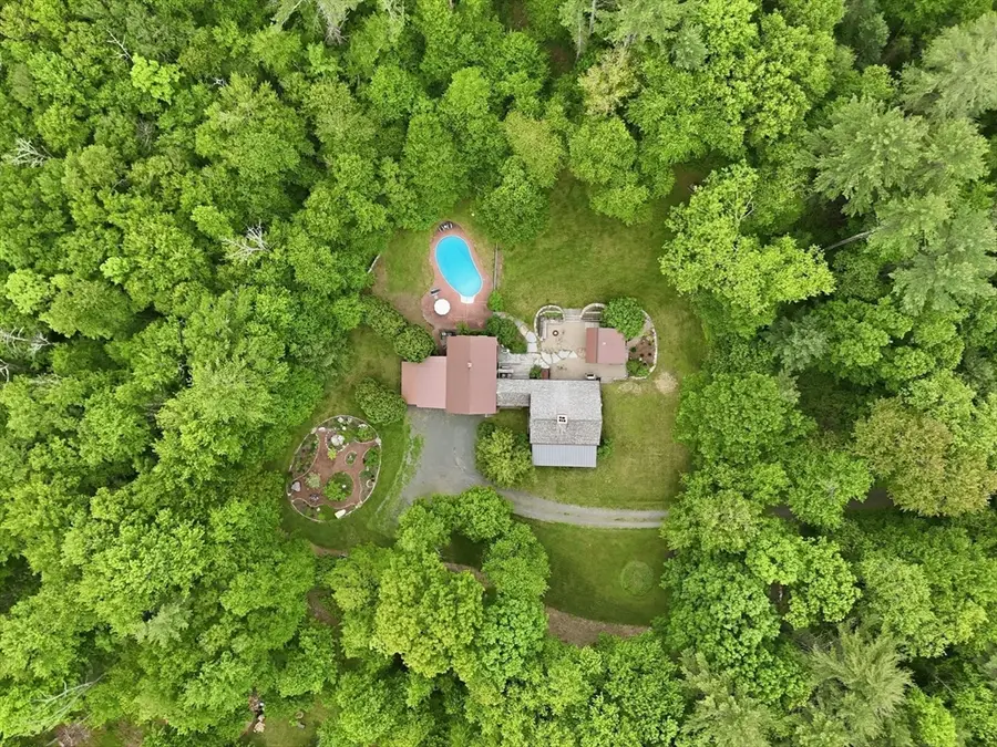 54 Meetinghouse Rd, Pelham, MA 01002 - #3
