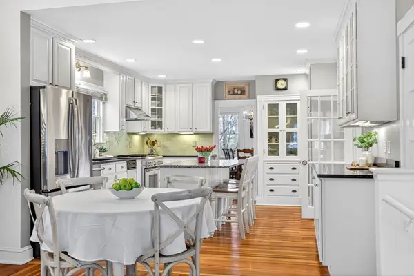 47 Springdale Ave, Dover, MA 02030