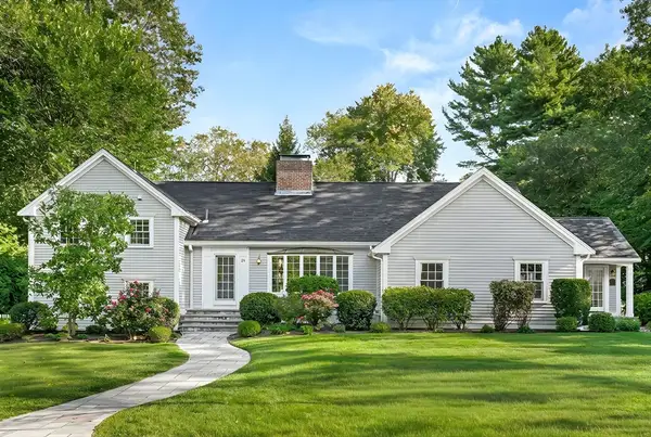 24 Radcliffe Rd, Wellesley, MA 02482