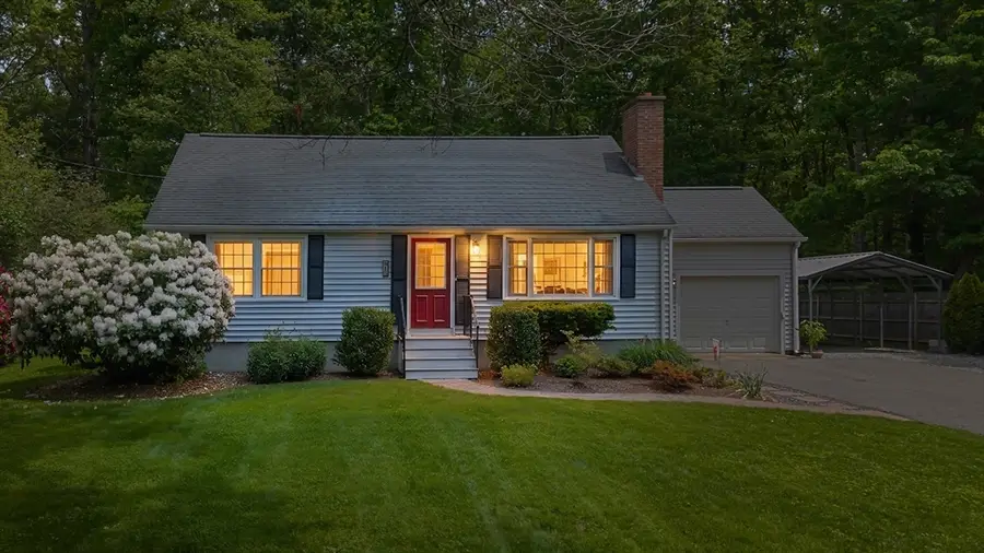 13 Greenwood Ave, Dudley, MA 01571 - #2