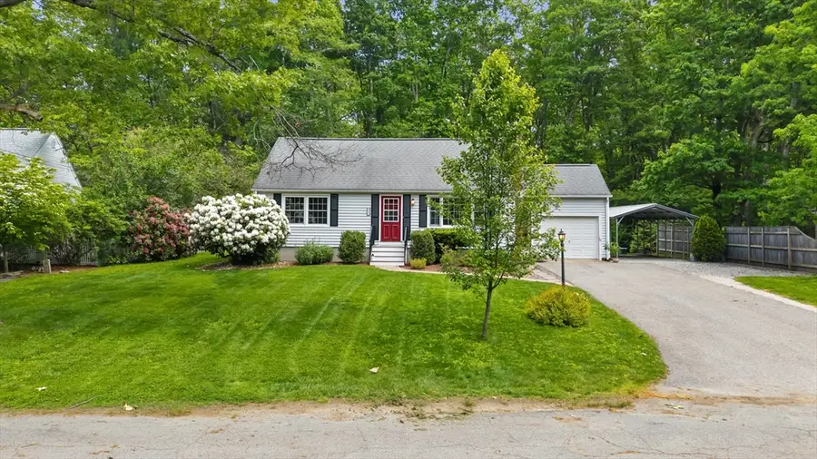 13 Greenwood Ave, Dudley, MA 01571 - #3
