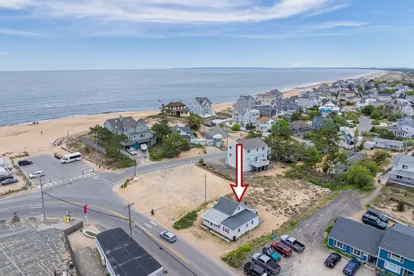 32 Plum Island Blvd, Newbury, MA 01951