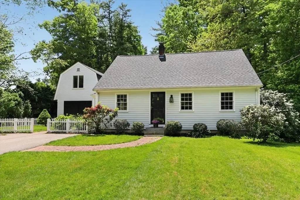178 Main Street, Hanover, MA 02339 - #1
