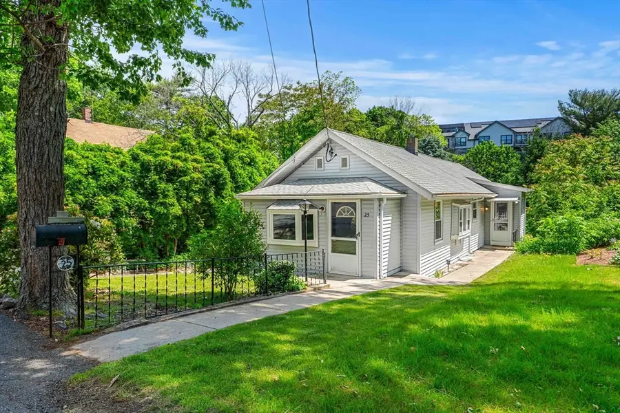 25 Wonderland Ave, Saugus, MA 01906 - #2