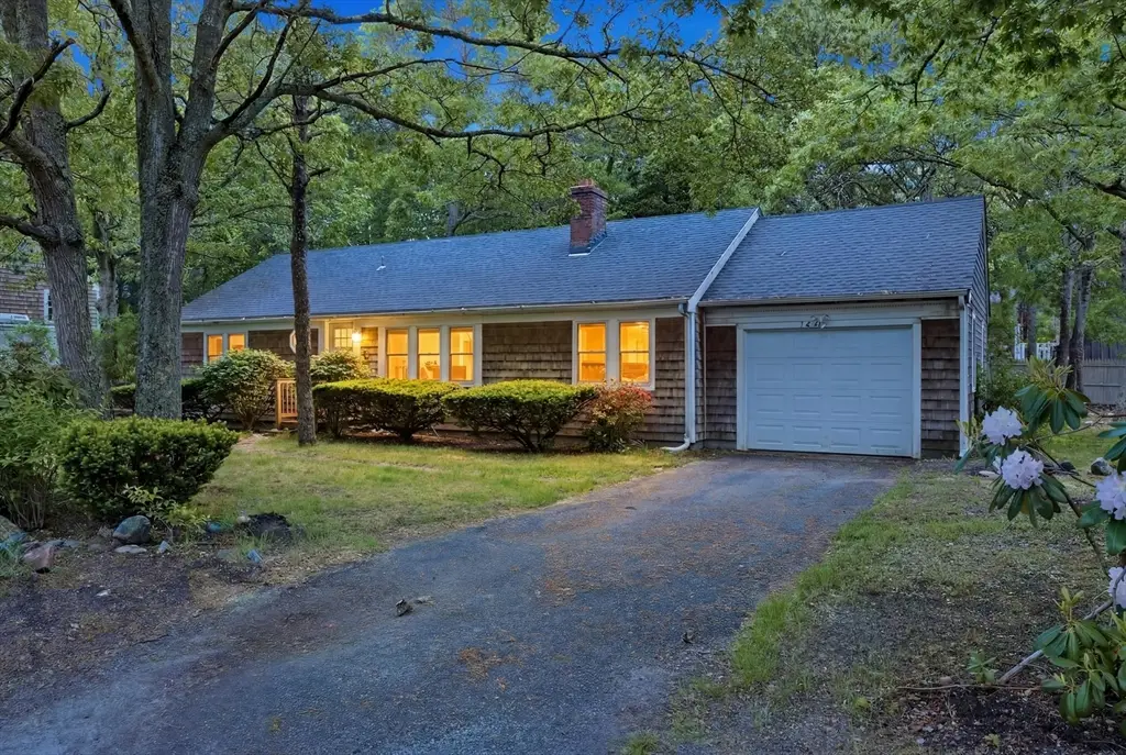 762 W Yarmouth, Yarmouth Port, MA 02675 - #1