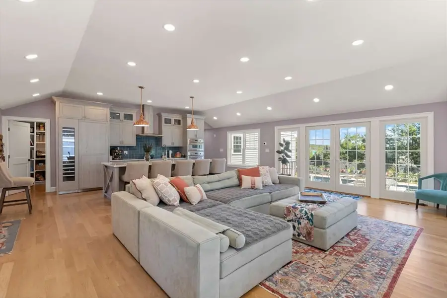 20 Blossom Road, Braintree, MA 02184 - #3