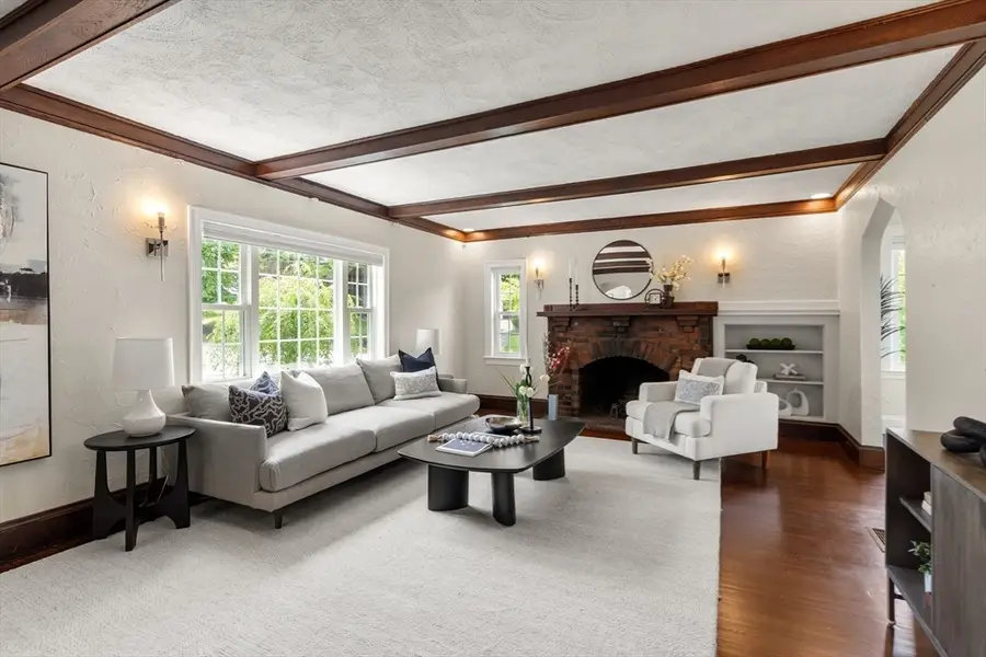 4 Madison St, Belmont, MA 02478 - #2