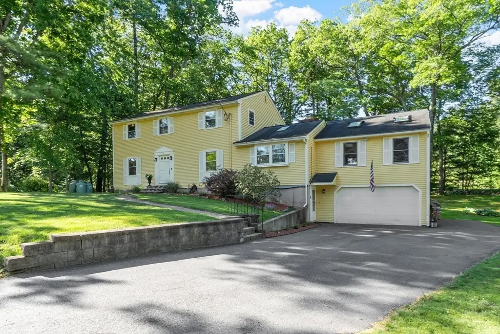 10 Lancaster Place, Andover, MA 01810 - #1