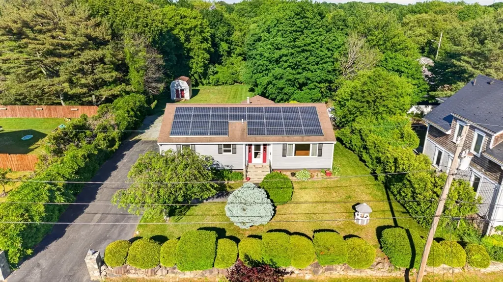 133 Sycamore St, Fairhaven, MA 02719 - #1