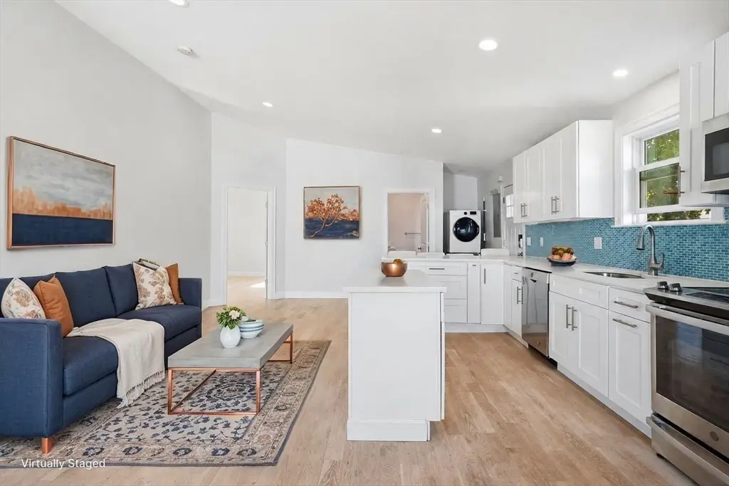 34 Underhill St #4, Winthrop, MA 02152 - #1