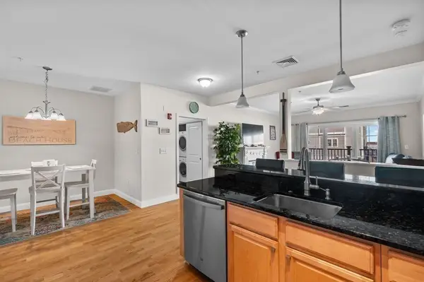 233 Beach Rd #A1, Salisbury, MA 01952