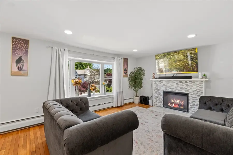 207 Washington St, Leominster, MA 01453 - #2