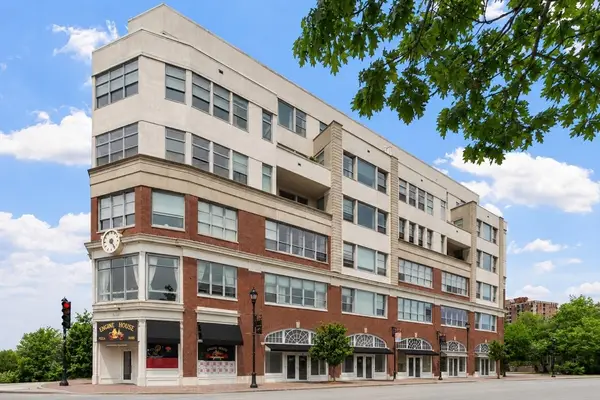 51 Lafayette Street #606, Salem, MA 01970