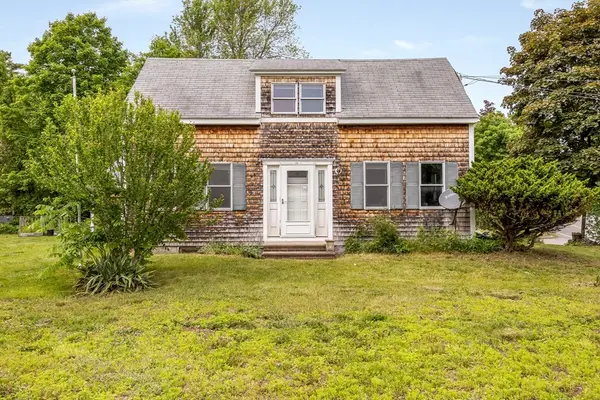 93 Main, Newbury, MA 01922