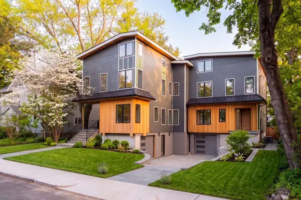 19-21 Maple Park #21, Newton, MA 02459