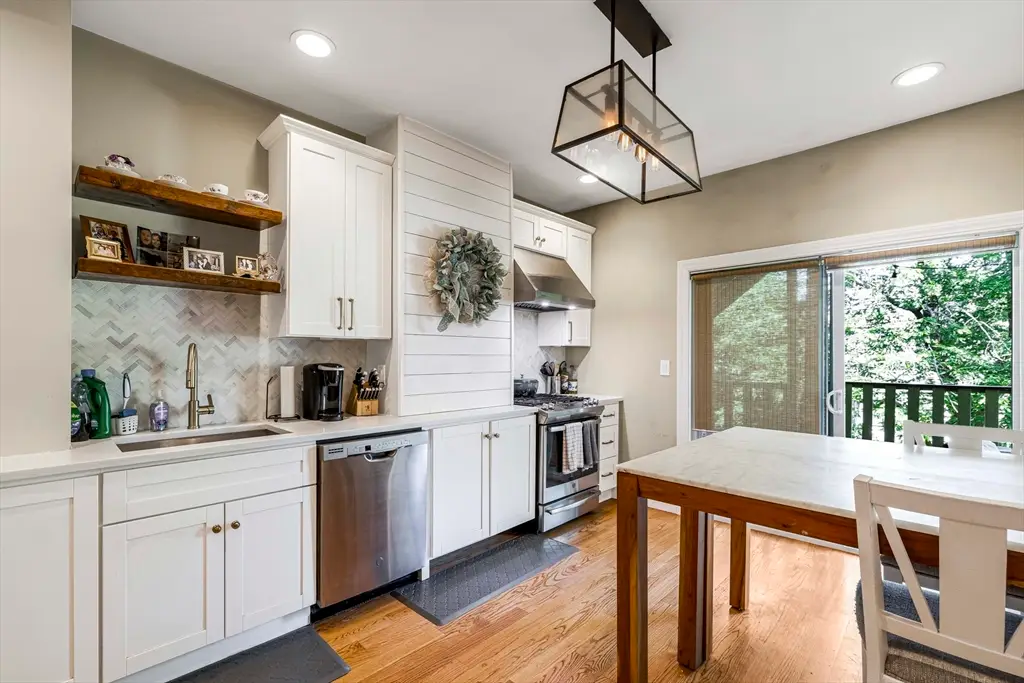 38 Woodward St #2, Boston, MA 02127 - #1
