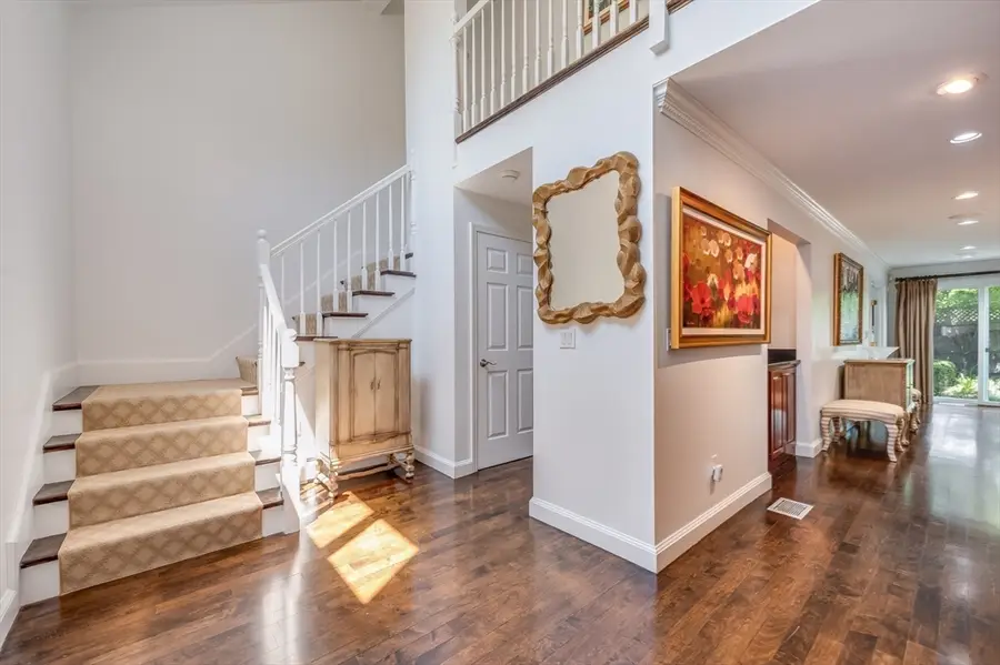 439 Dedham St #C, Newton, MA 02459 - #2
