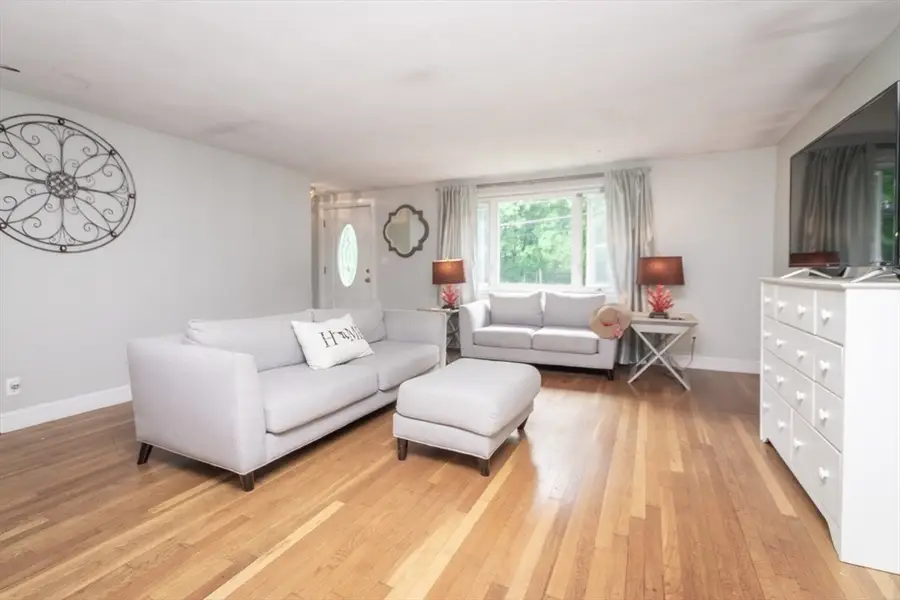 21 Salem St, Swampscott, MA 01907 - #2