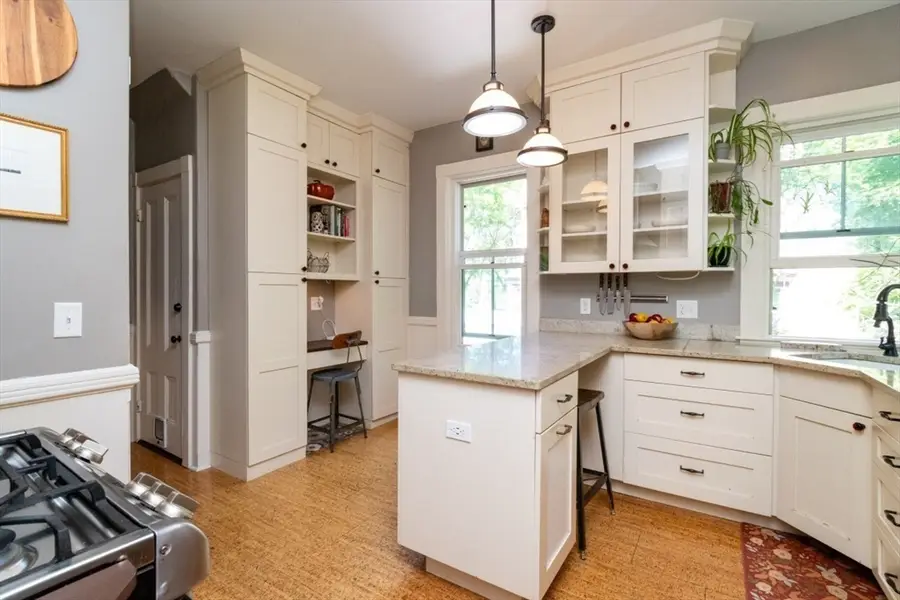 40 Ivory St, Boston, MA 02132 - #3