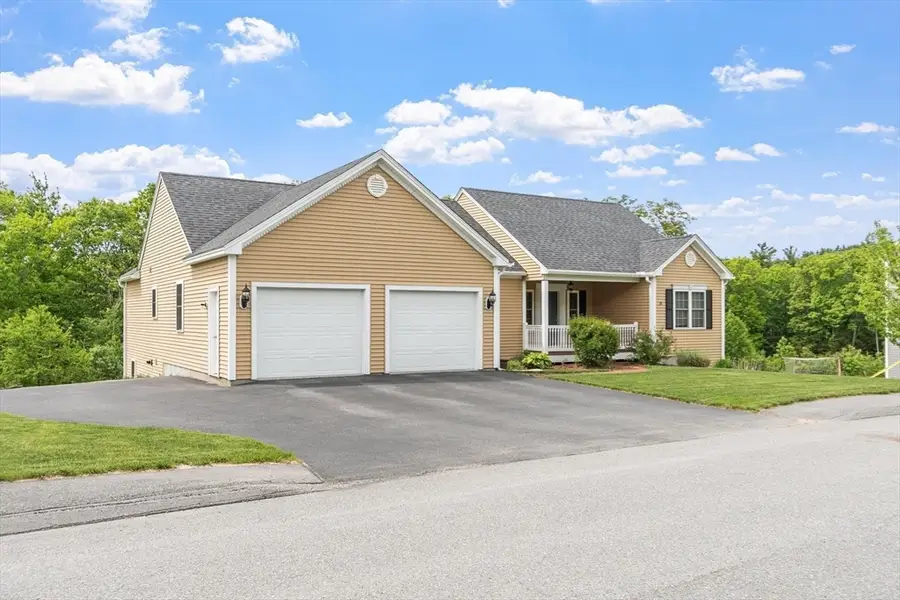 38 Hemlock Rd, Ashburnham, MA 01430 - #3
