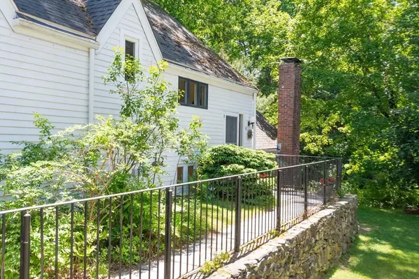 50 Todd Pond Road #50, Lincoln, MA 01773