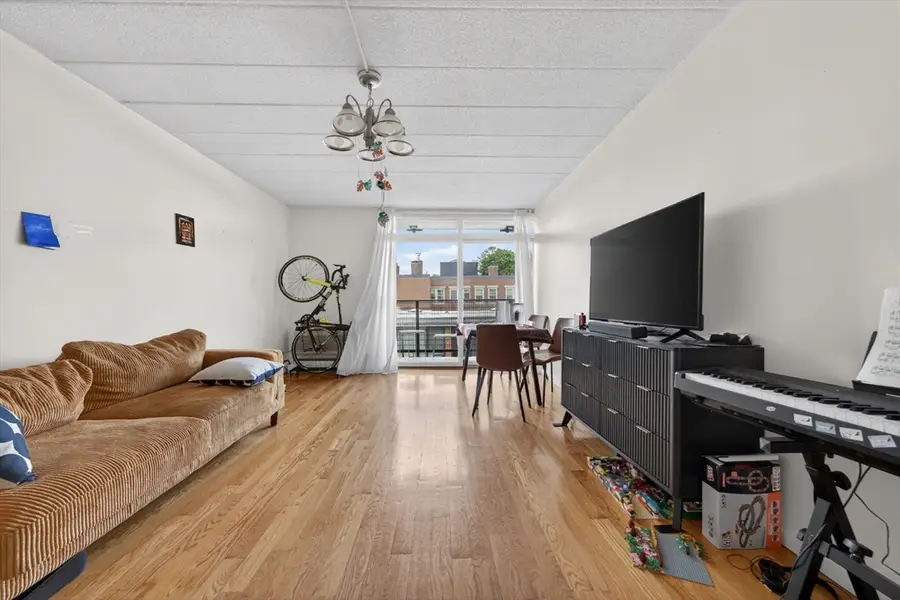 345 Harvard St #4A, Cambridge, MA 02138 - #2