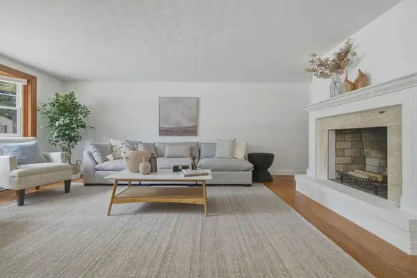 4 Gowing Rd, Wilmington, MA 01887