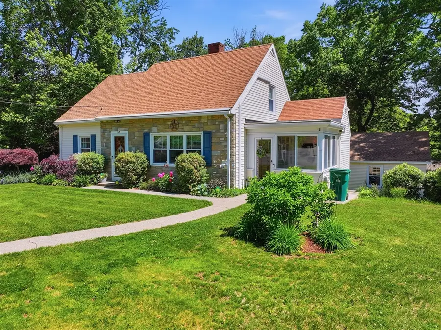 67 Thurston Ave, Northbridge, MA 01588 - #3