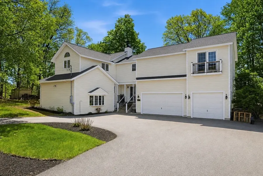 25 Thomas Pl, Leominster, MA 01453 - #2