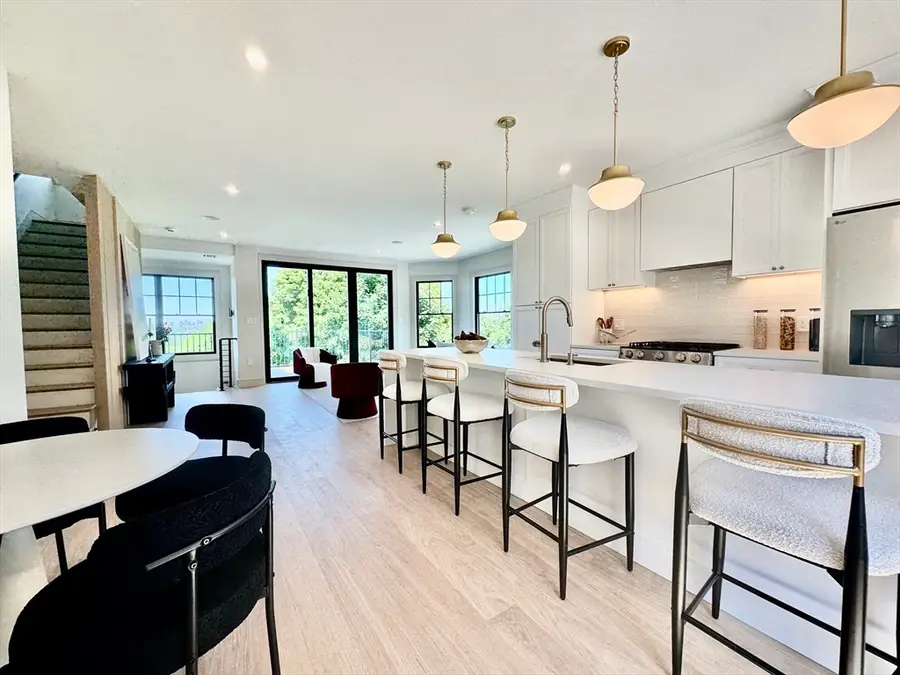 142 Metropolitan #PH, Boston, MA 02131 - #3