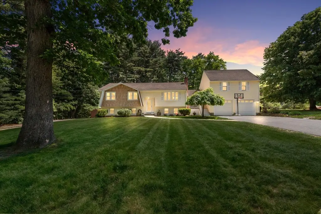 12 Albion Road, Billerica, MA 01821 - #1