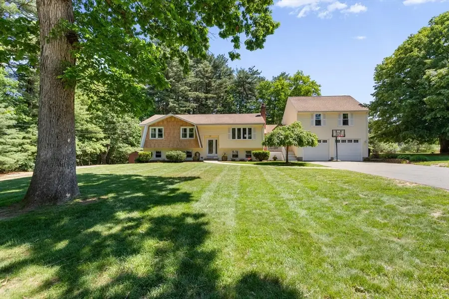 12 Albion Road, Billerica, MA 01821 - #2