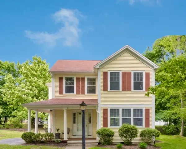 34 Pine Street #34, Newton, MA 02456