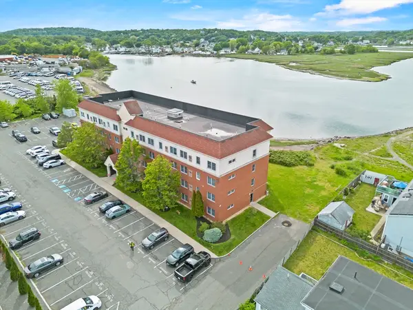 20 Heaths Ct #201, Lynn, MA 01905