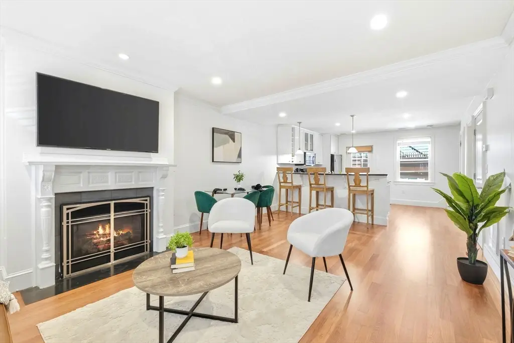 15 Belmont St #1, Boston, MA 02129 - #1