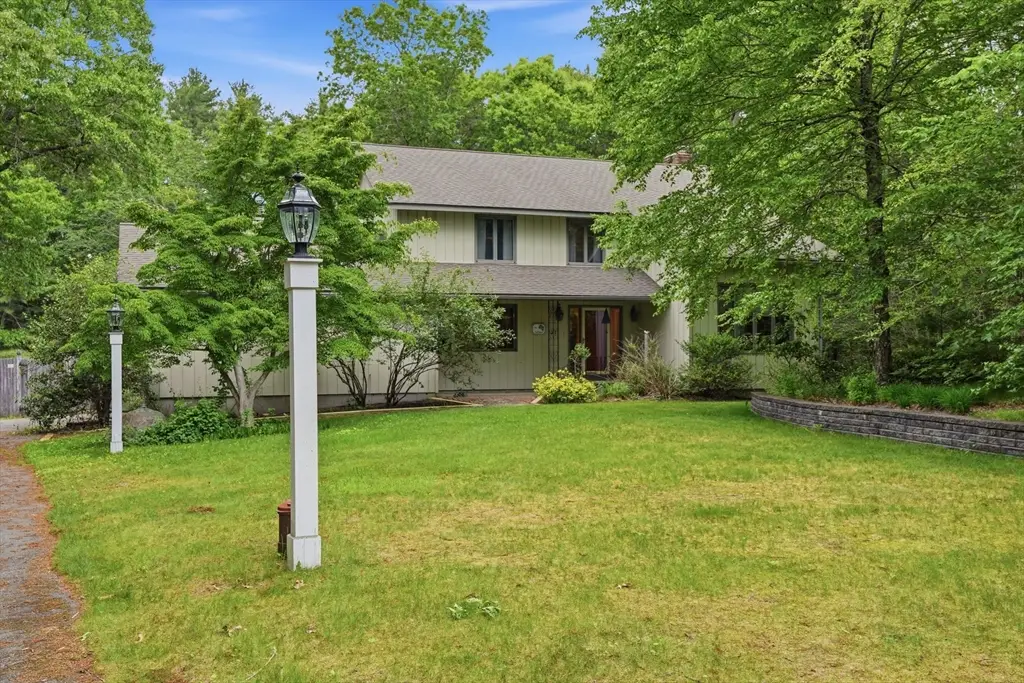 27 Bennett Rd, Rochester, MA 02770 - #1