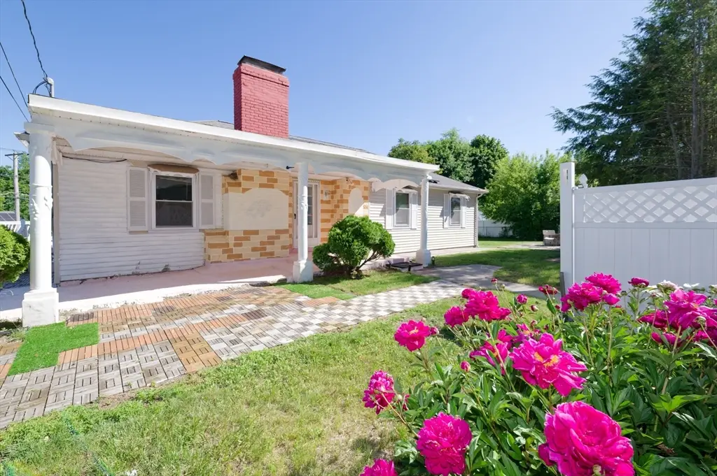 1 Rockland Road Ct, Auburn, MA 01501 - #1