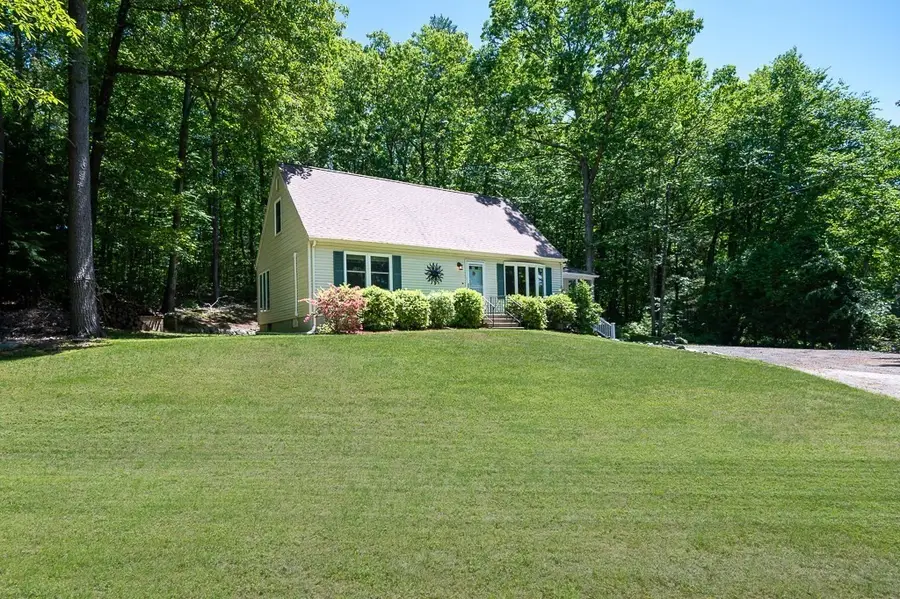 473 W Sturbridge Rd, East Brookfield, MA 01515 - #2