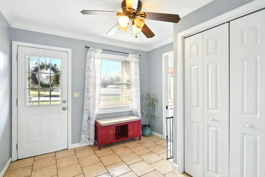 11 High Meadow Road, Feeding Hills, MA 01030 - #3