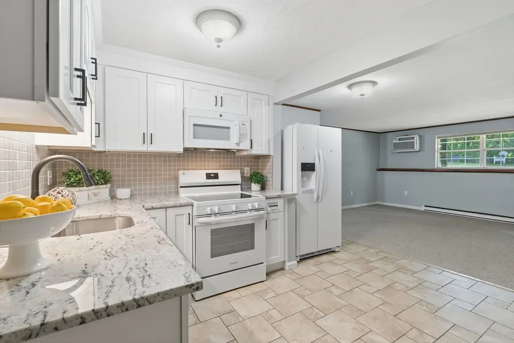 39 Pleasant Street #A6, Northborough, MA 01532 - #1