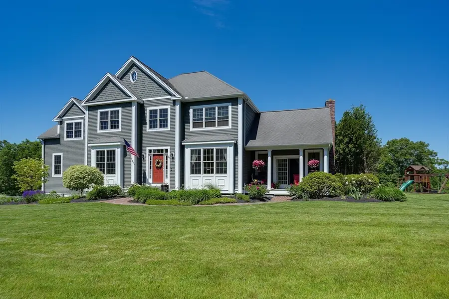27 Autumn Ridge Road, Berlin, MA 01503 - #2